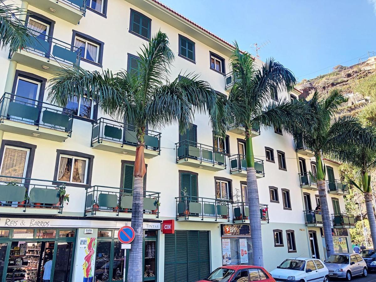 Sea N' Sun Apartment By Lovelystay Ribeira Brava Eksteriør bilde